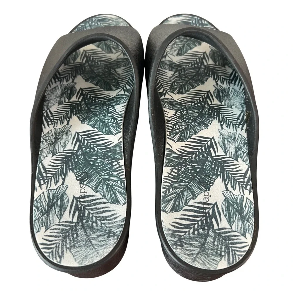 Baretraps Womens Black Platform Slide Sandals Tropical Leaf Print Size 10